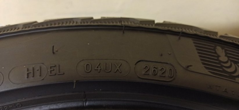 Michelin Pilot Alpin 5 235/45 R18 98V 4,5 - 5 mm (Bazarové)