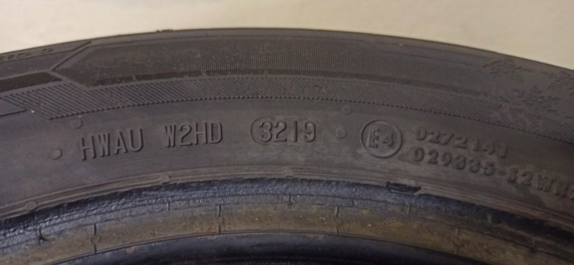 Barum Polaris 5 165/70 R14 81T 4 - 5 mm (Použité)