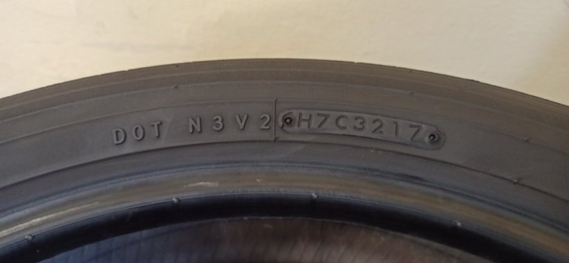 TOYO PROXES R40 215/50 R18 92V 6-6,5mm (Bazarové)