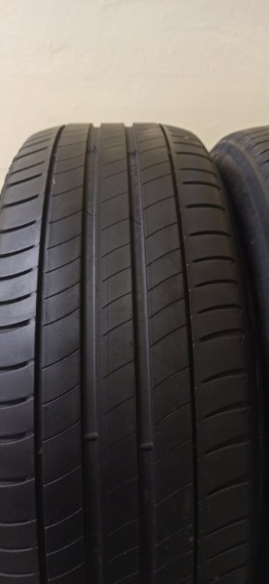 Michelin 205/55 R17 91W 4mm (Bazarové)