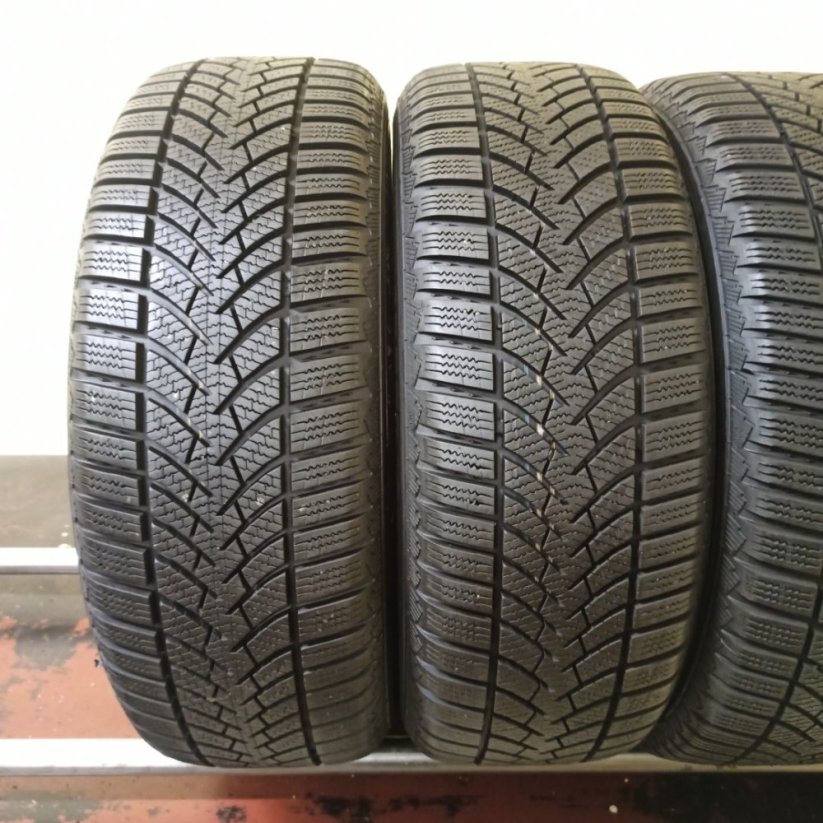 Semperit Speed - Grip 3 205/55 R16 91H 5 - 7,5 mm (Použité)