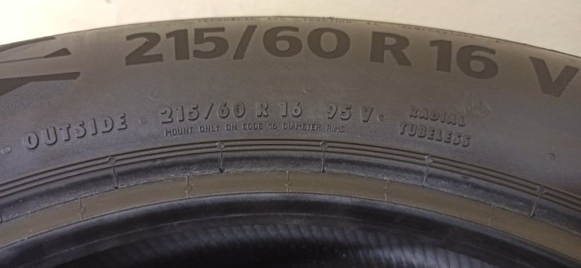 Continental Eco Contact 6 215/60 R16 95V 4 mm (Použité)