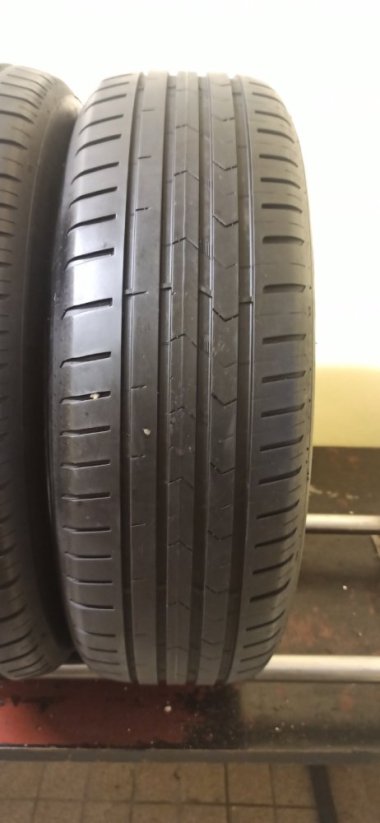 Vredestein Ultrac 205/65 R17 100Y 4,5-5mm (Bazarové)