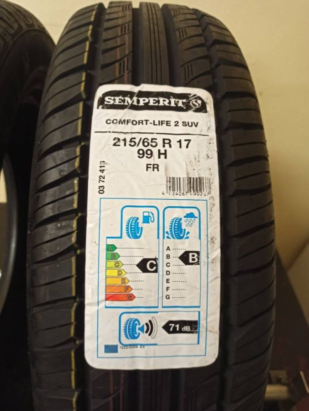 Semperit 215/65 R17 99H 8,5mm NOVÉ