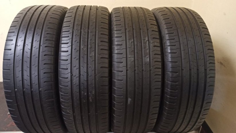 Continental Conti Eco 215/60 R17 96H 4 - 5 mm (Použité)