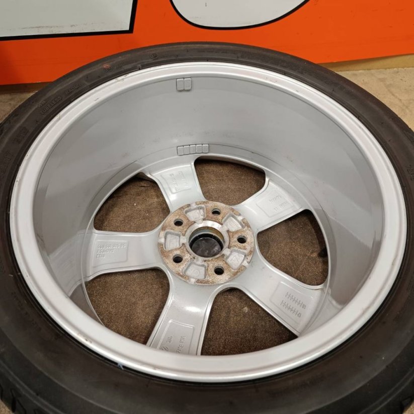 ALU kola Volkswagen Golf VII +letní pneu 225/45/17