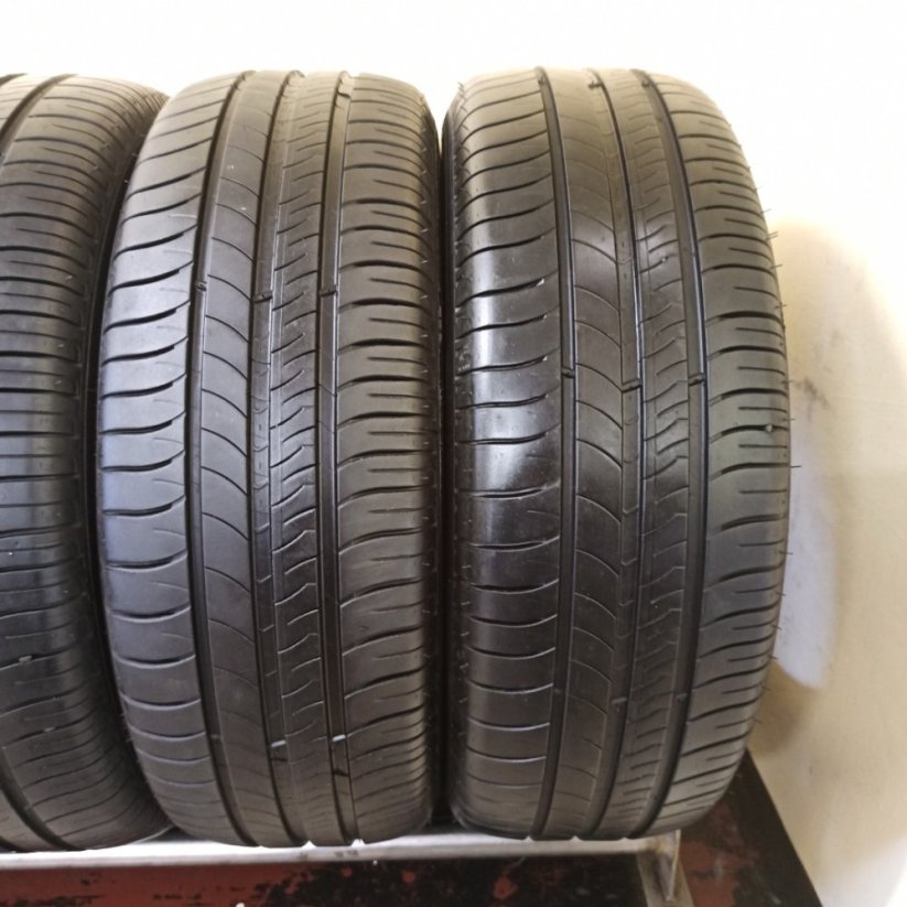 Michelin Energy Saver 205/60 R16 96H 5,5 mm (Bazarové)