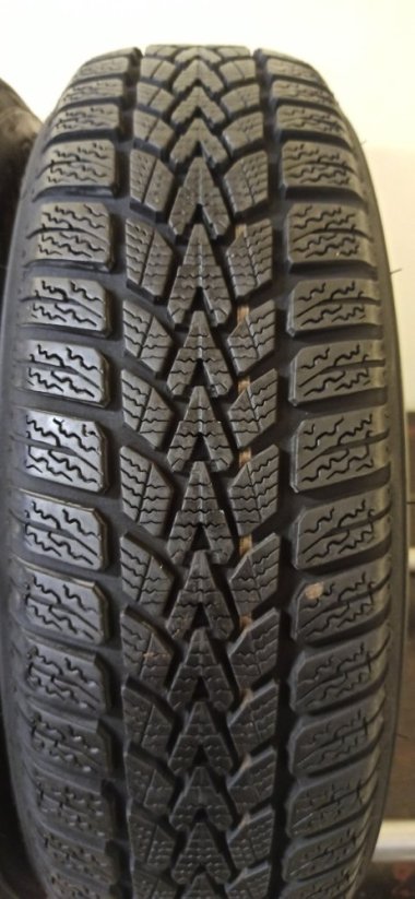 Dunlop Winter Response 2 165/70 R14 81T 5,5 -6,5mm (Bazarové)