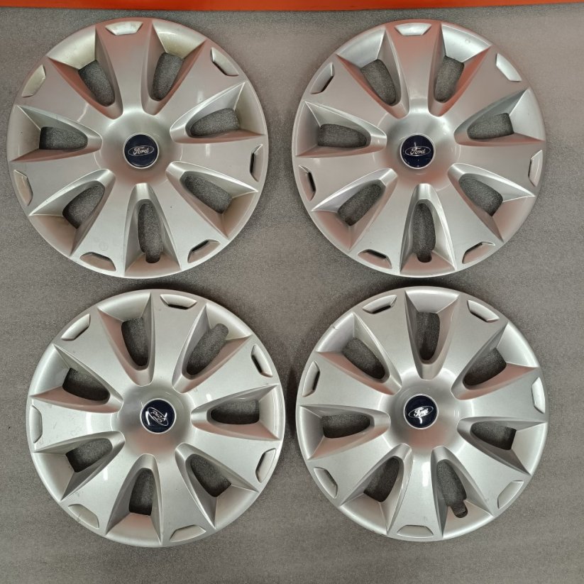 Puklice Ford Focus, Mondeo, C-Max 16" (bazarové)