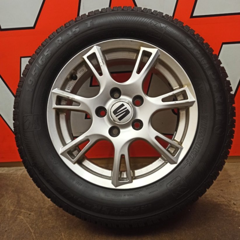 ALU kola Seat Leon 5x112, zimní pneu 195/65 R15