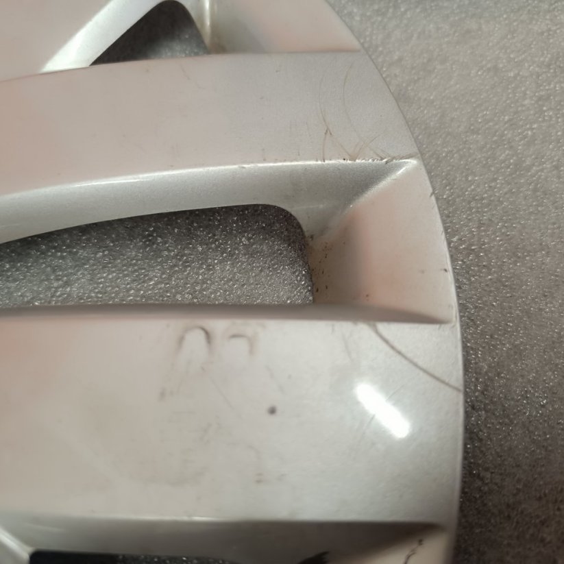 Puklice Volkswagen Polo 15" (bazarové)