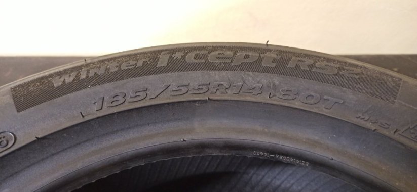 Hankook Winter icept RS2 185/55 R14 80T 8,5 mm
