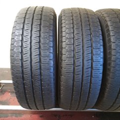 Pirelli 225/70 R15C 112/110S 5,5 - 6,5 mm (Použité)
