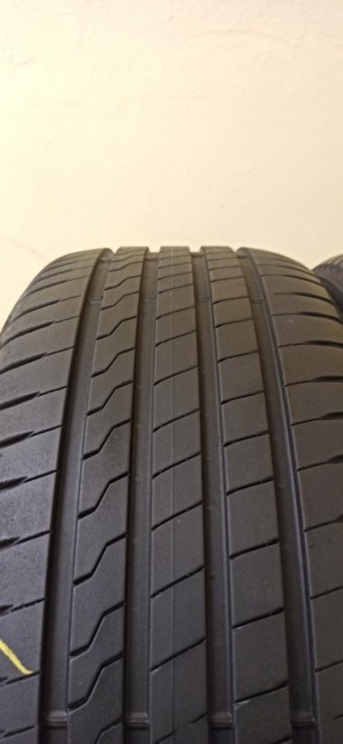 Firestone Roadhawk 225/45 R17 91Y 5 mm (Použité)
