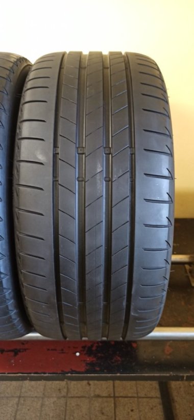 Bridgestone Turanza T005 255/40 R18 99Y 5,5 mm (Použité)