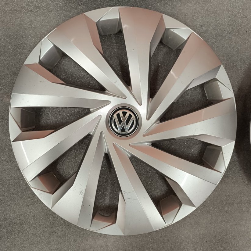 Poklice Volkswagen Polo, Fox 15" (použité)