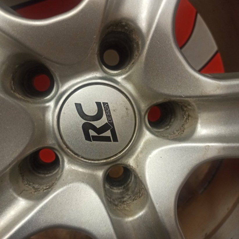ALU kola Brock 5x114,3 + zimní pneu 225/55 R17