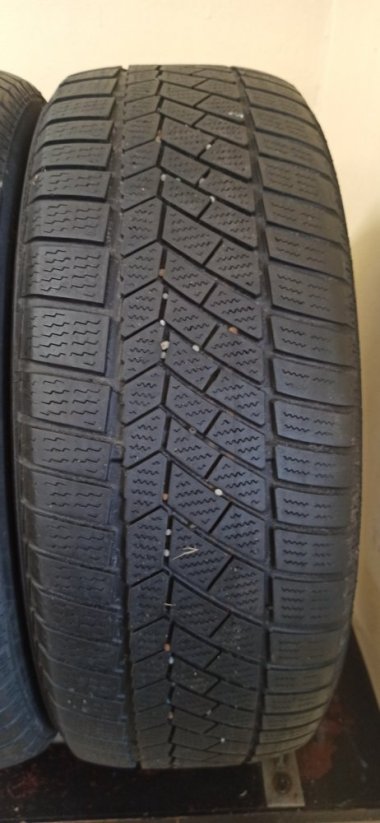 Continental 205/55 R17 91H 4,5 - 5,5 mm (Použité)