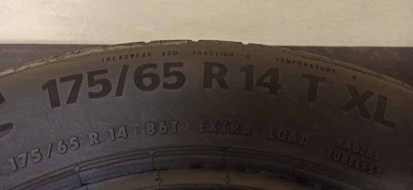 Continental Eco Contact 6 175/65 R14 86T 5,5 mm (Použité)