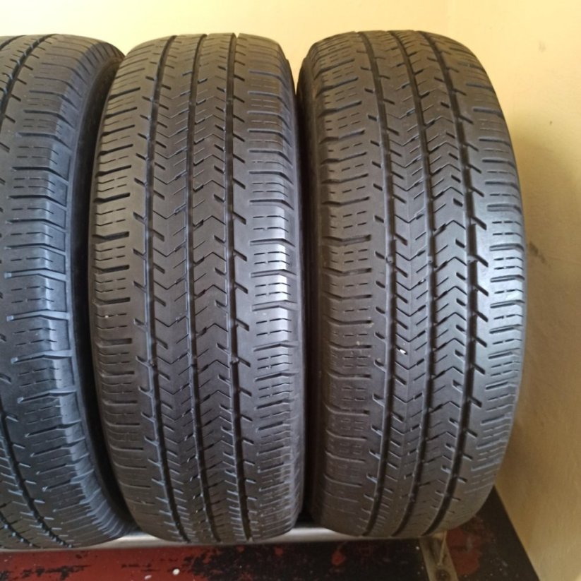 Michelin Agilis 51 205/65 R16C 103/101H 5,5mm (Bazarové)
