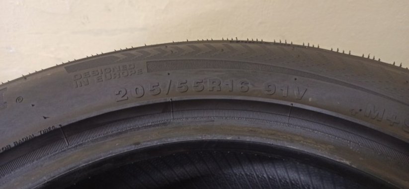 Davanti Alltoura 4 Seasons 205/55 R16 91V 7,5 mm (Bazarové)