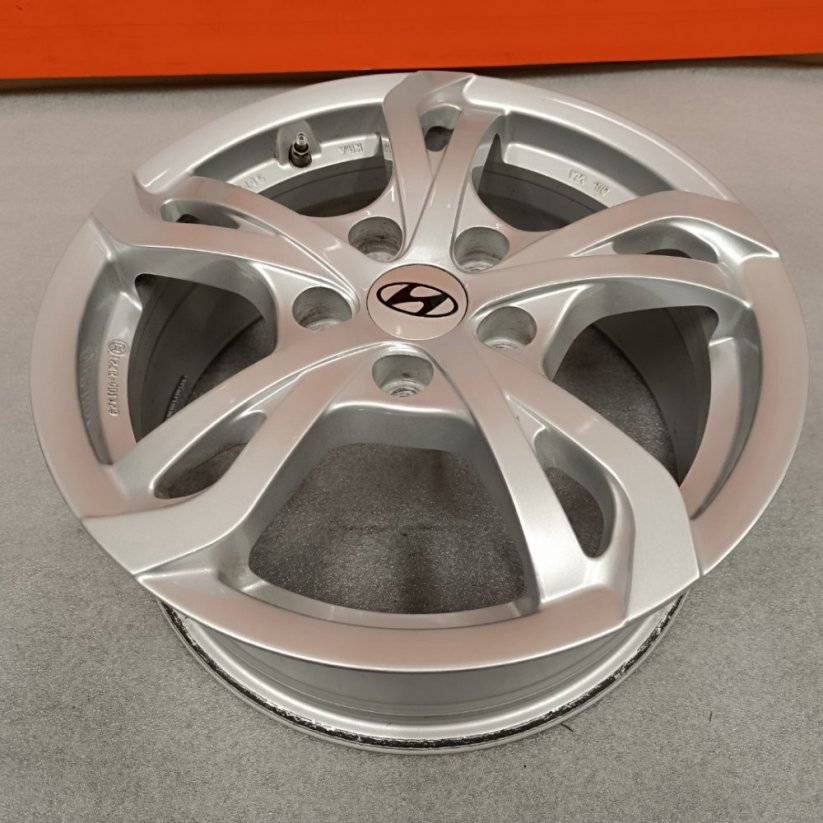 Originální alu kola na Hyundai 6,5Jx16'' , ET45