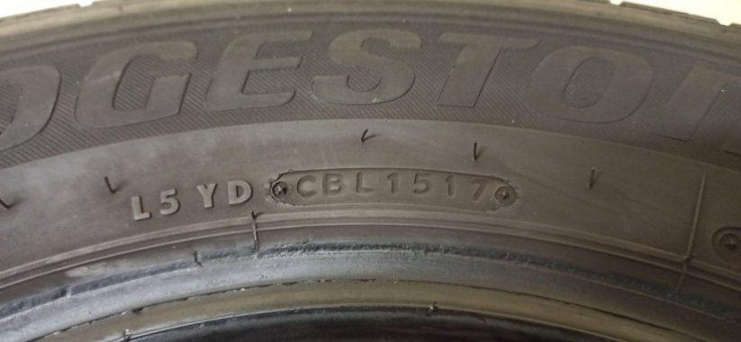 Bridgestone 195/75 R16C 107/105R (Bazarové)