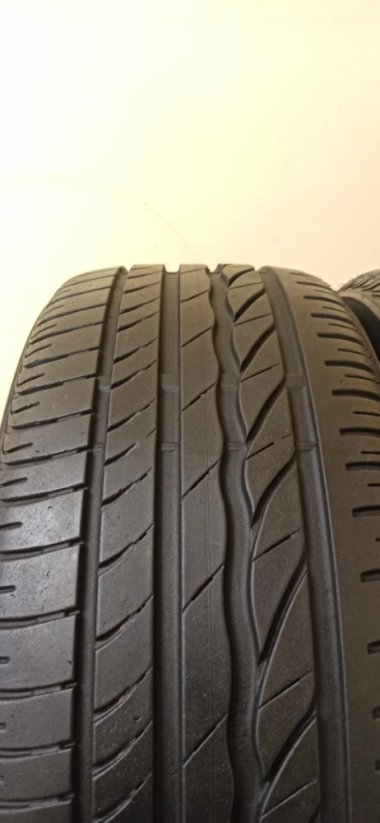 Bridgestone Turanza 215/45 R16 86H 5 - 6,5 mm (Bazarové)