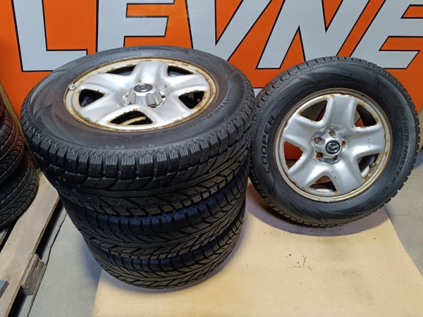 Kola Mazda CX-5, 7x17'' 5x114,3 , ET50, zimní pneu