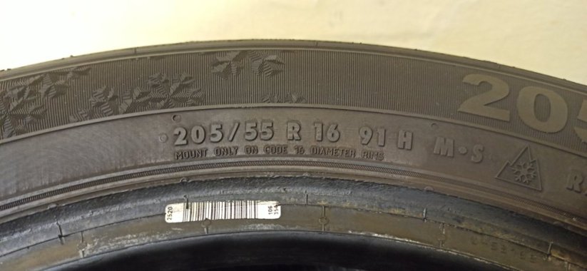 Semperit Speed - Grip 3 205/55 R16 91H 5 - 7,5 mm (Použité)