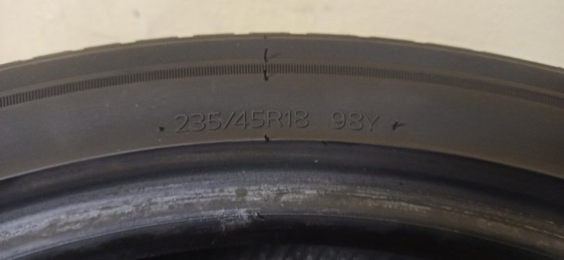 Hankook Kinergy 4S2 235/45 R18 98Y 4,5-5,5mm (Bazarové)
