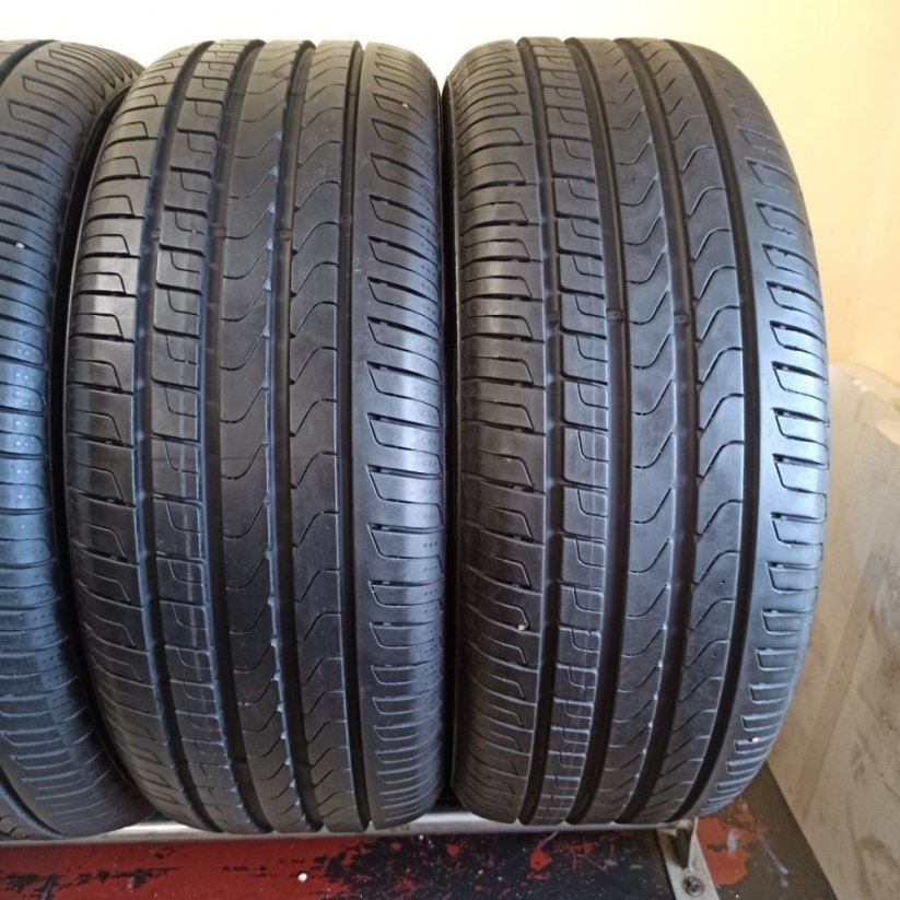 Pirelli 235/50 R19 99V 7-7,5mm (Použité)