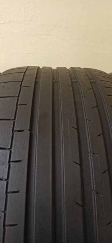 Continental Sport Contact 6 285/40 R22 110Y 4,5 mm (Bazarové)