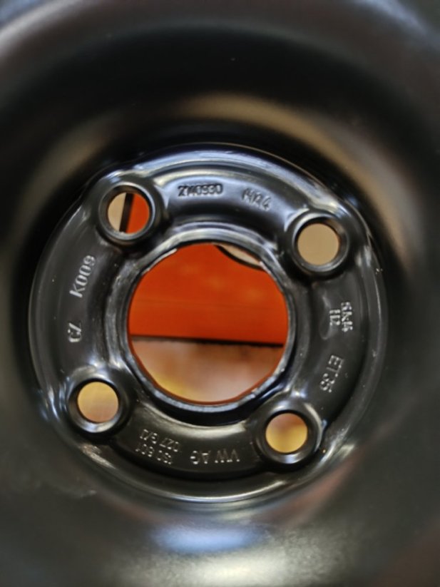 Nová zimní sada na Škoda Citigo, VW Up, 165/70r14 (Bazarové)