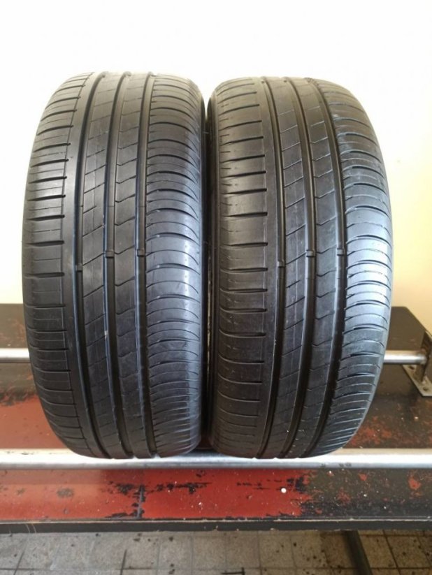 Hankook 195/55 R16 87V 1x6,5mm; 1x5,5mm (Bazarové)