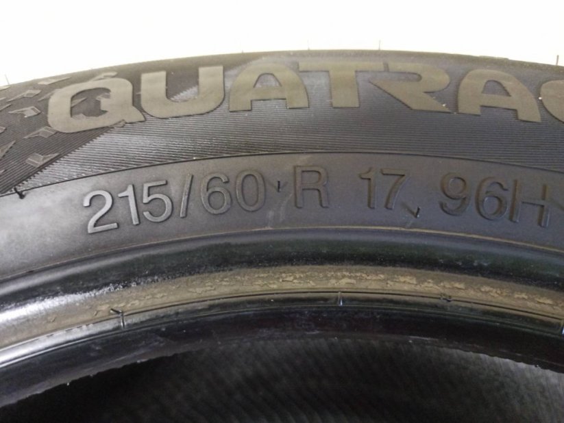 Vredestein 215/60 R17 96H 5,5mm (Bazarové)