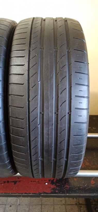 Continental 235/55 R18 100V 3-4mm (Bazarové)