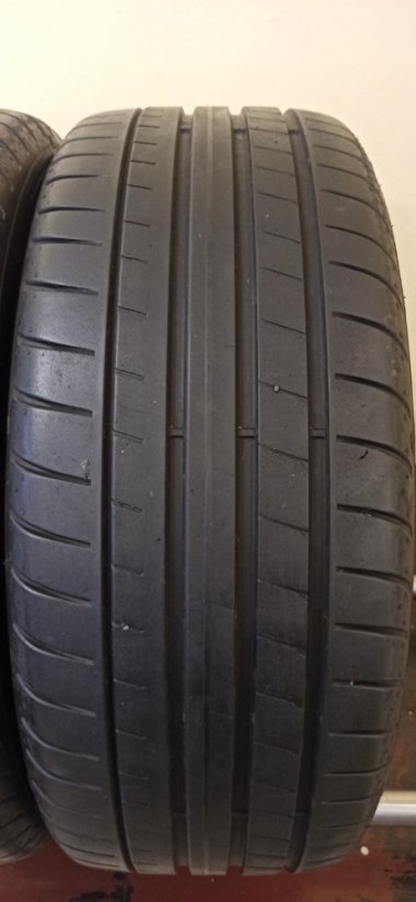 Goodyear Eagle Asymmetric 225/45 R17 91W 5 - 5,5mm (Bazarové)