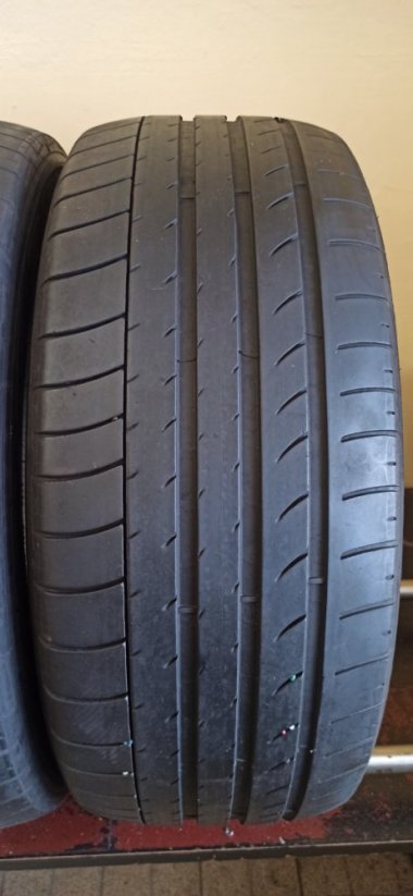 Dunlop SP Sport Maxx GT 265/45 R20 104Y 3 - 5 mm (Použité)