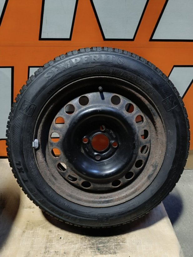 Zimní kola Opel Meriva 4x100, ET43 pneu 185/60 R15