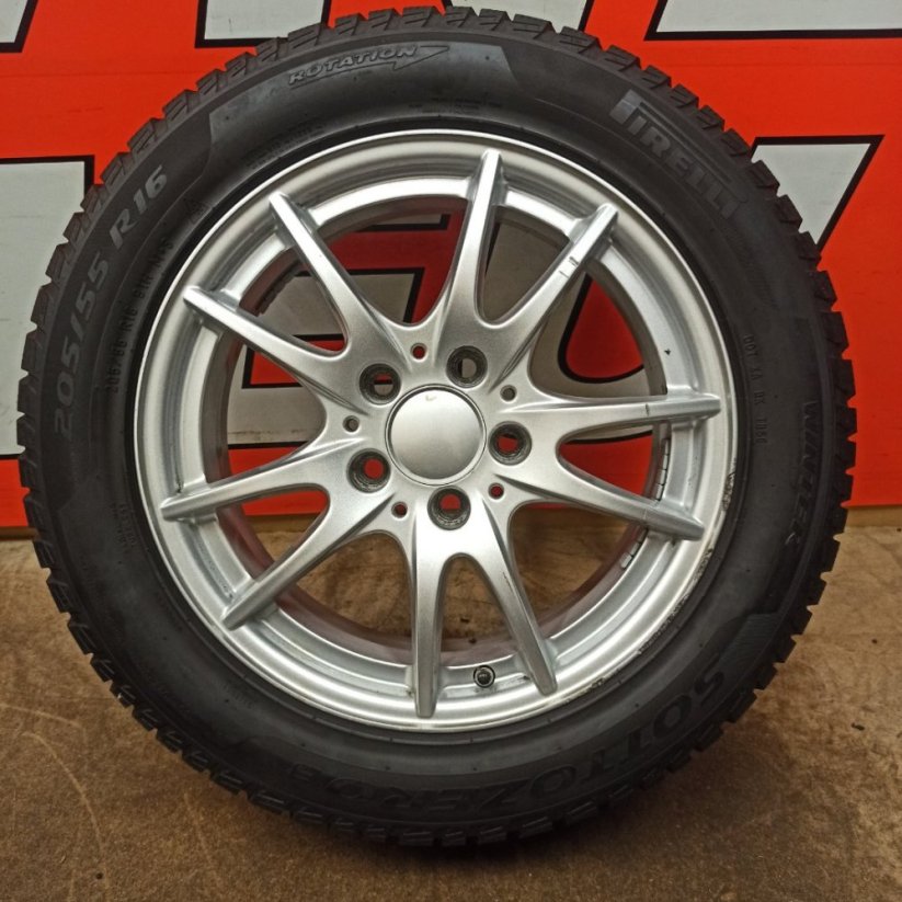 ALU kola Mercedes A,B,CLA ET49 zimní pneu205/55R16
