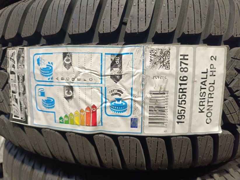 Zimní kola na Opel Corsa od r.2019 pneu 195/55 R16