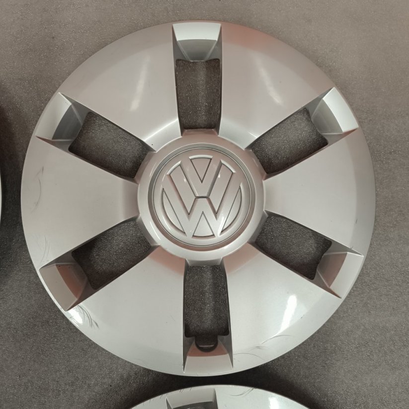 Puklice Volkswagen 14" (bazarové)