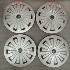 Poklice Audi A4 16" (bazarove)