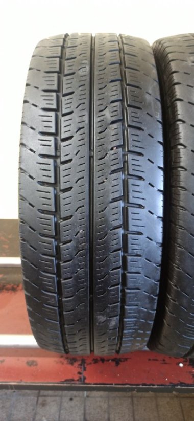 Point S 225/65 R16C 112/110R 6mm (Bazarové)