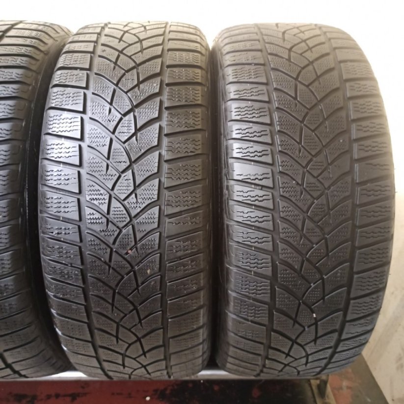Goodyear 235/50 R19 99V 2x6,5mm 2x5,5mm (Bazarové)