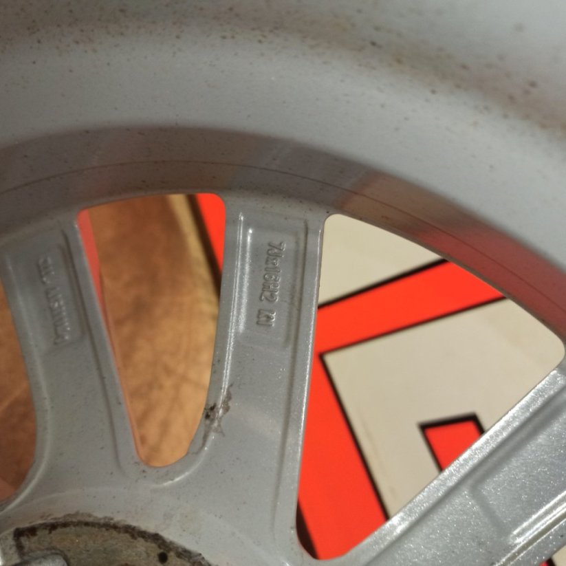 ALU kola Borbet 5x112, ET48, zimní pneu 205/55 R16