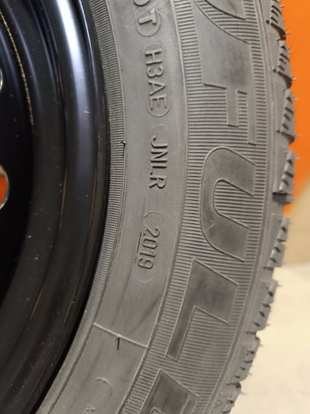 Zimní komplet TPCA 5x108 ET42 + pneu 195/65R15