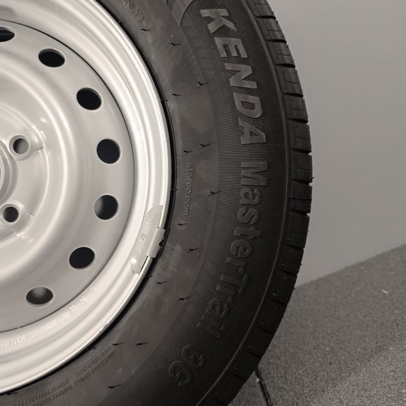 Kompletní kolo pro karavany a přívěsy - pneu KENDA KR101 195/80 R14C + ocelový disk SRW 5,5Jx14" , 5x112 , ET30