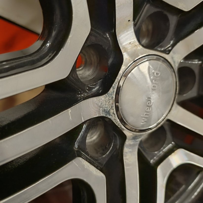 Alu kola Wheelworld 7,5Jx17 , R17 , 5x112 , ET35
